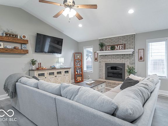 3rd image of 5294 Ridge Hill Way