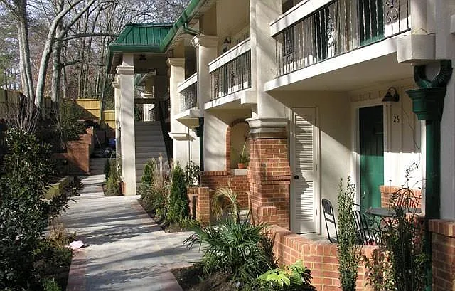 Building Photo - 655 E Campus Rd #11