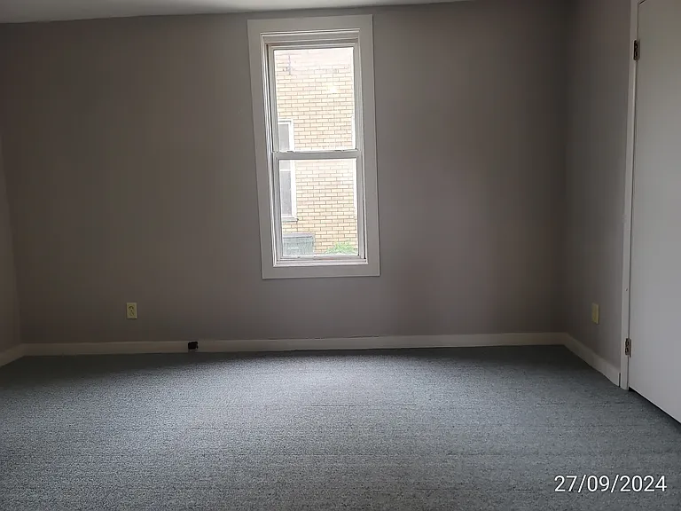 316 W Main St #HOUSE — Photo 15