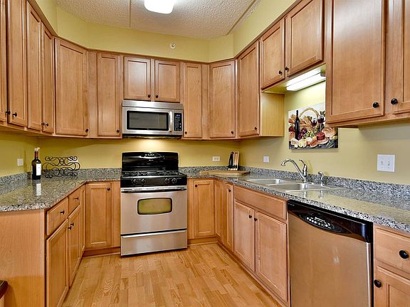 4th image of 235 N Smith St APT 409