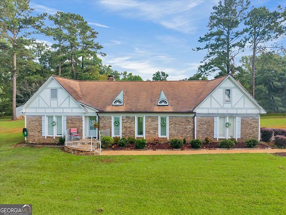 1st image of 232 Briarwood Cir