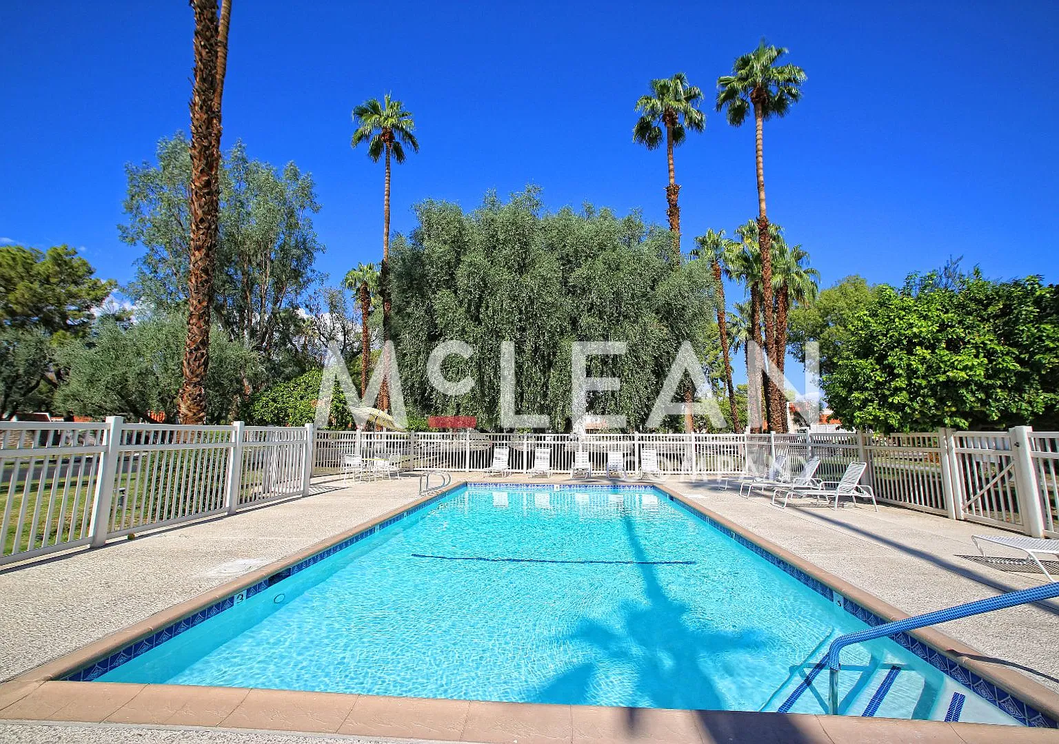 *Coming Soon* 1 Bedroom Condo in Desirable Mountain View Villas — Photo 2