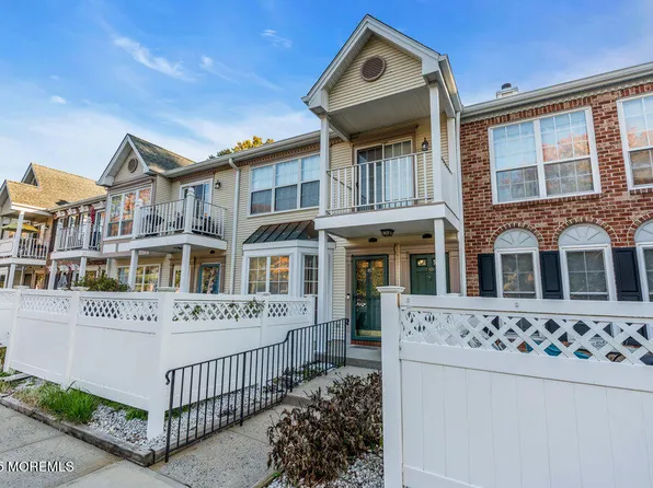 87 Secretariat Court, Tinton Falls, NJ 07724