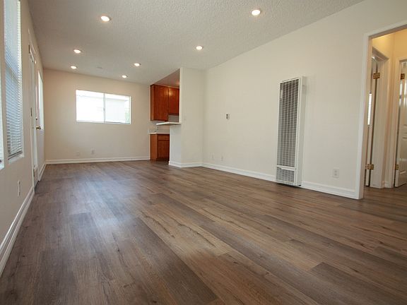 4th image of 3710 Glendon Ave APT 3