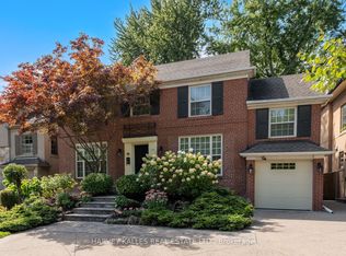 112 Mason Blvd, Toronto, ON M5M 3E3