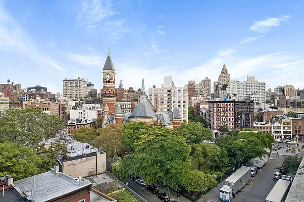 Rented by Compass | media 23