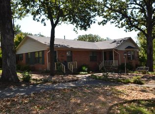 3811 Hill Rd, Little Rock, AR 72205