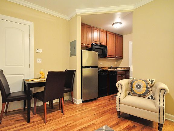 4th image of 2046 N Orleans St