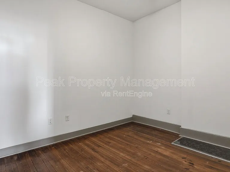 1213 Hull St — Photo 12