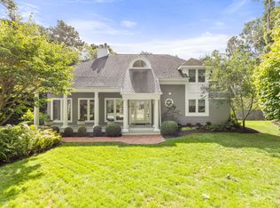 15 Farm Ln, East Hampton, NY 11937