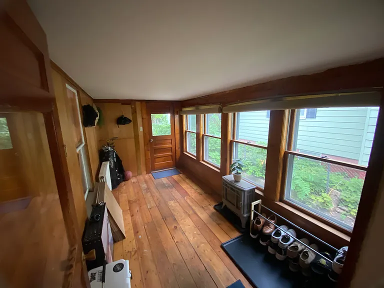 27 Perley St — Photo 11