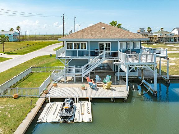 2nd image of 202 Schooner Dr