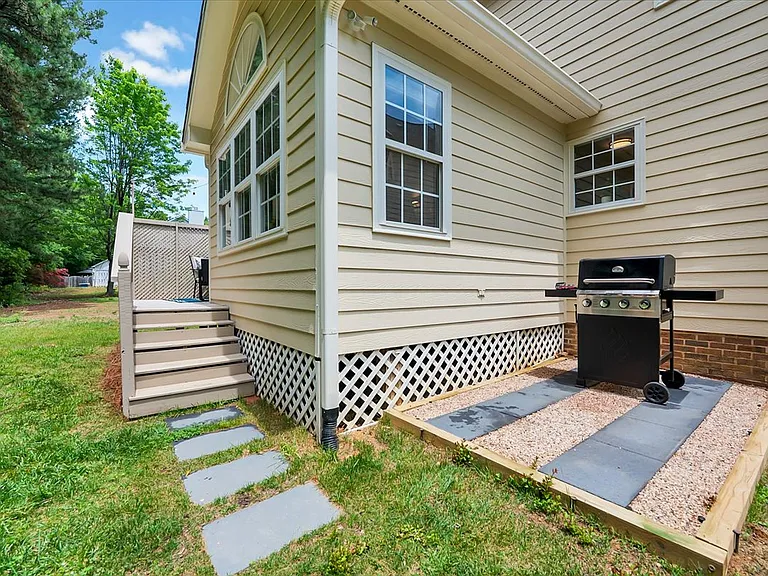 160 Gremar Dr — Photo 30