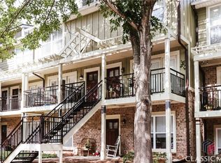 660 Barnett Shoals Rd APT 127, Athens, GA 30605