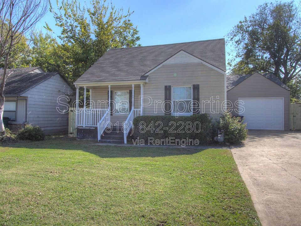 1st image of 230 E Zion St