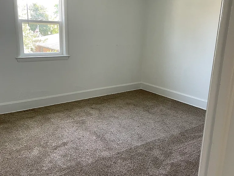 10427 Northwestern Ave #3 — Photo 12