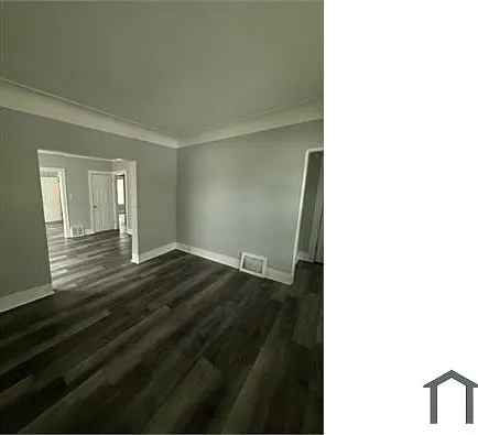 15031 Washburn St — Photo 8