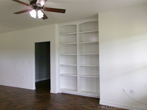 5th image of 2071 E 53rd St S