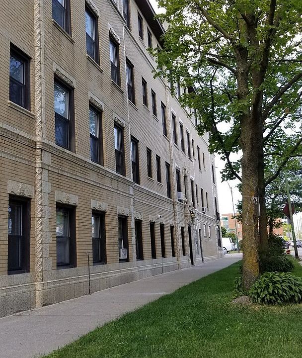 1st image of 4764 N Virginia Ave APT 112