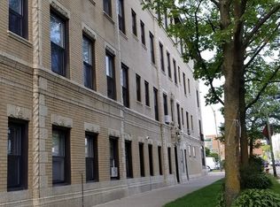 4764 N Virginia Ave APT 112, Chicago, IL 60625