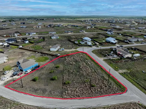256 Bianca Cir, Del Valle, TX 78617