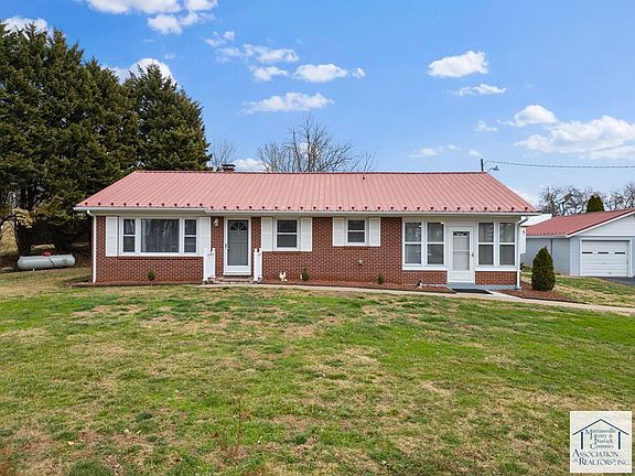 2nd image of 62 Connect Rd