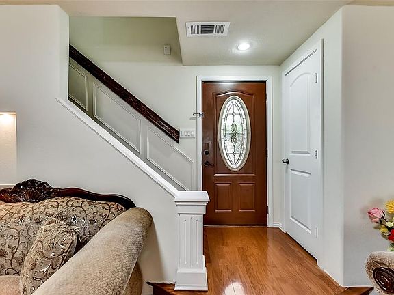 2nd image of 2858 Capella Cir