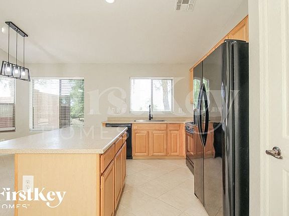 5th image of 12393 W Hopi St