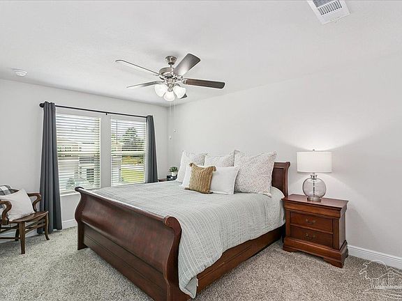 3rd image of 3981 Pendragon Cir