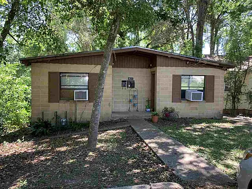 821 Edgewood St #A Photo 1
