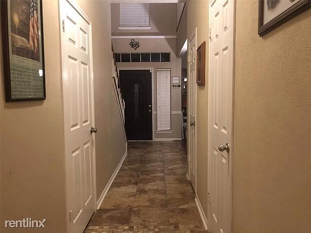 1st image of 1108 Woodchase Dr