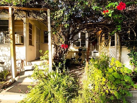 2nd image of 4366 Cahuenga Blvd