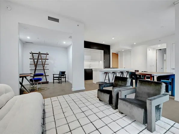 313 W 17th St #2306, Austin, TX 78701