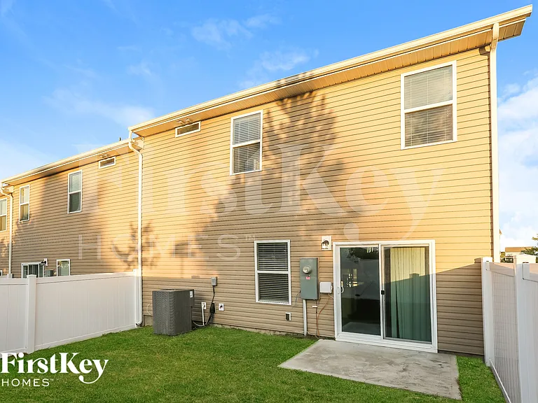 10717 Rivergate Dr NW — Photo 14