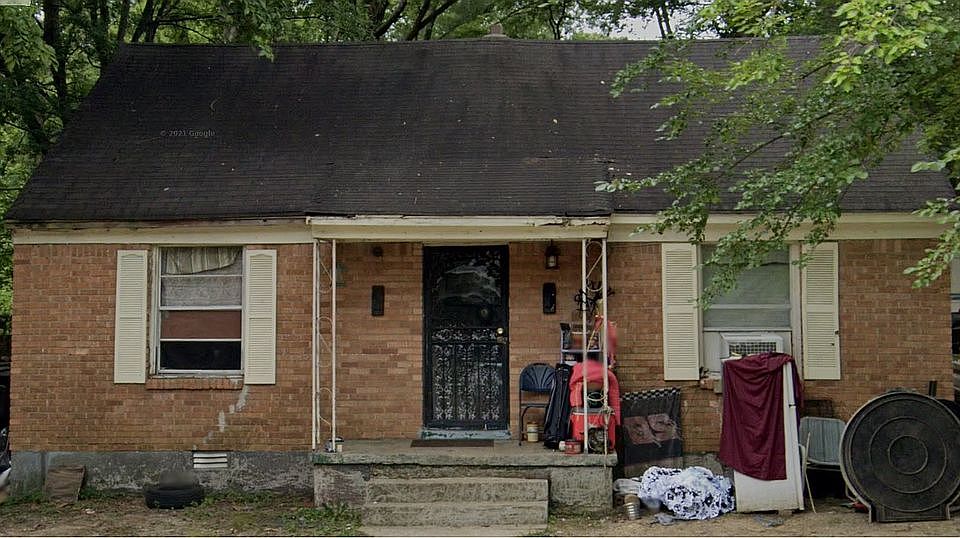 1st image of 3573 Vernon Ave