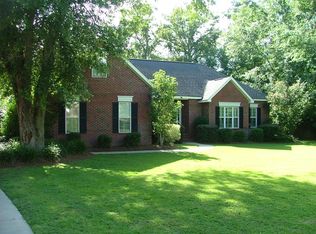 122 Deer Trace Dr, Leesburg, GA 31763