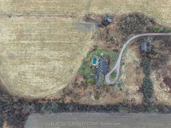5th image of 1315 Parkhill Rd W