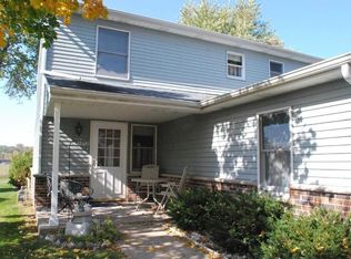 1413 8th St, Reedsburg, WI 53959