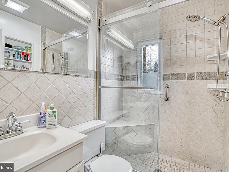 113 E Taylor Run Pkwy — Photo 22