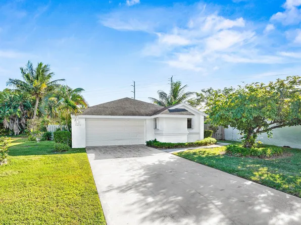 1215 NW 18th Avenue, Delray Beach, FL 33445