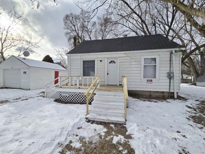 413 N Catherine St, Lansing, MI, 48917