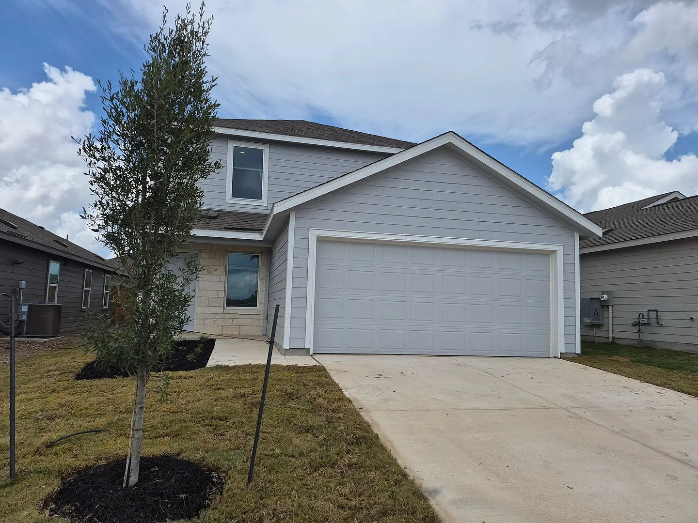 Brand-New 4-Bedroom Home in VIDA Southside Community — Photo 1