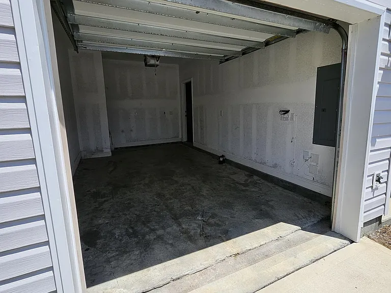 5908 Callaway Cir — Photo 9