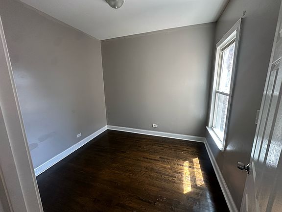 5th image of 7108 S Drexel Ave #1