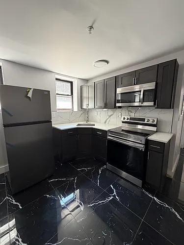 226 Roseville Ave Photo 1