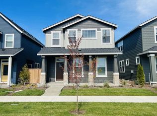8309 SE Crescent Dr, Hillsboro, OR 97123