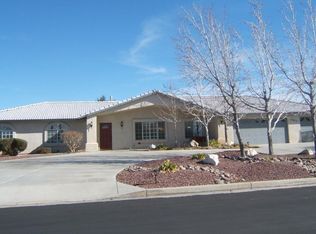 12815 Quail Summit Rd, Apple Valley, CA 92308