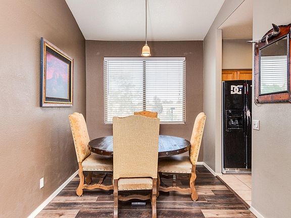 0005-Broadway - 207 - 1445 (5)