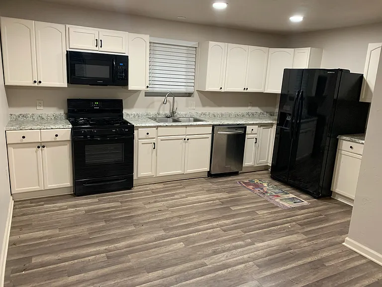 207 N Granite St — Photo 4