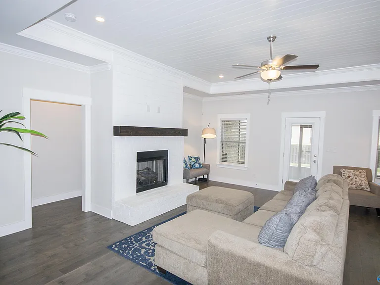 100 Bartram Way — Photo 21